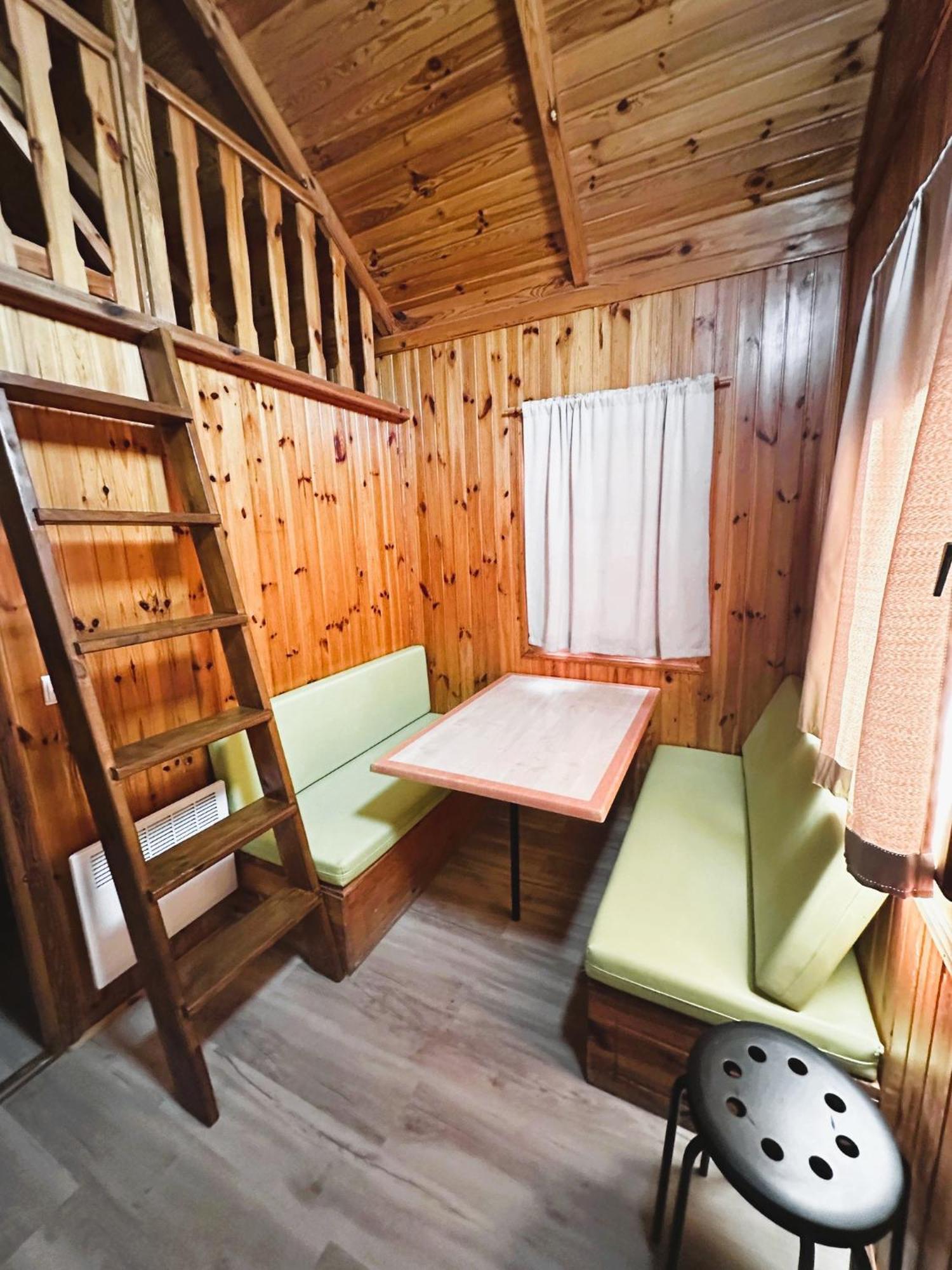 Camping Riera Merles Borreda Exterior photo