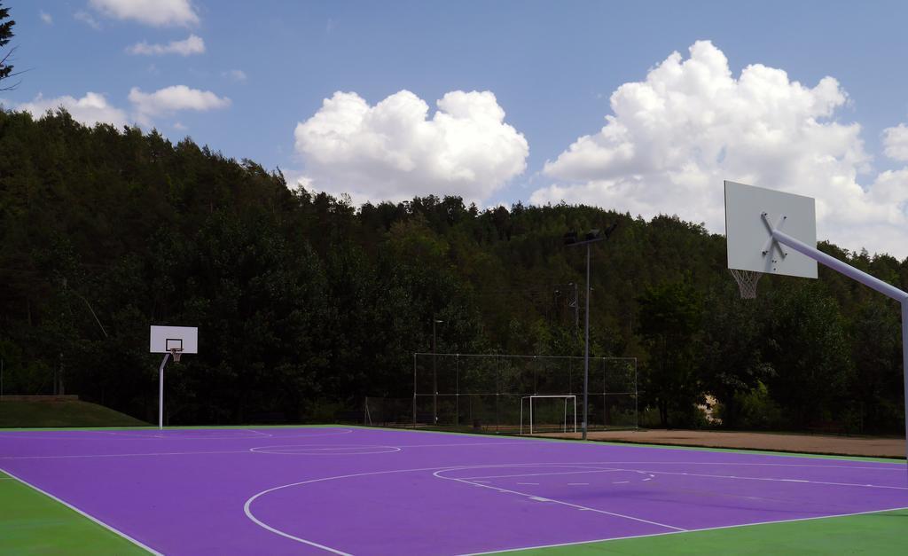 Camping Riera Merles Borreda Exterior photo